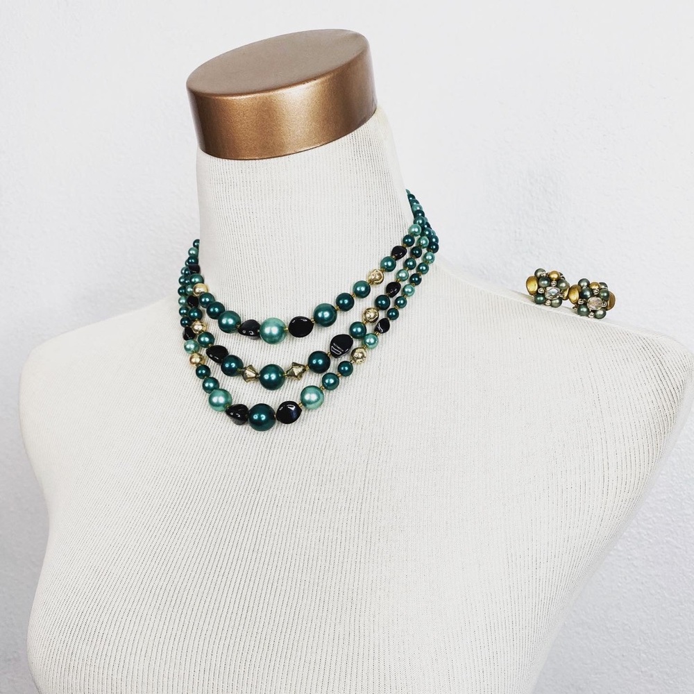 Vintage Japan Jewelry Set - Picture 2 of 4
